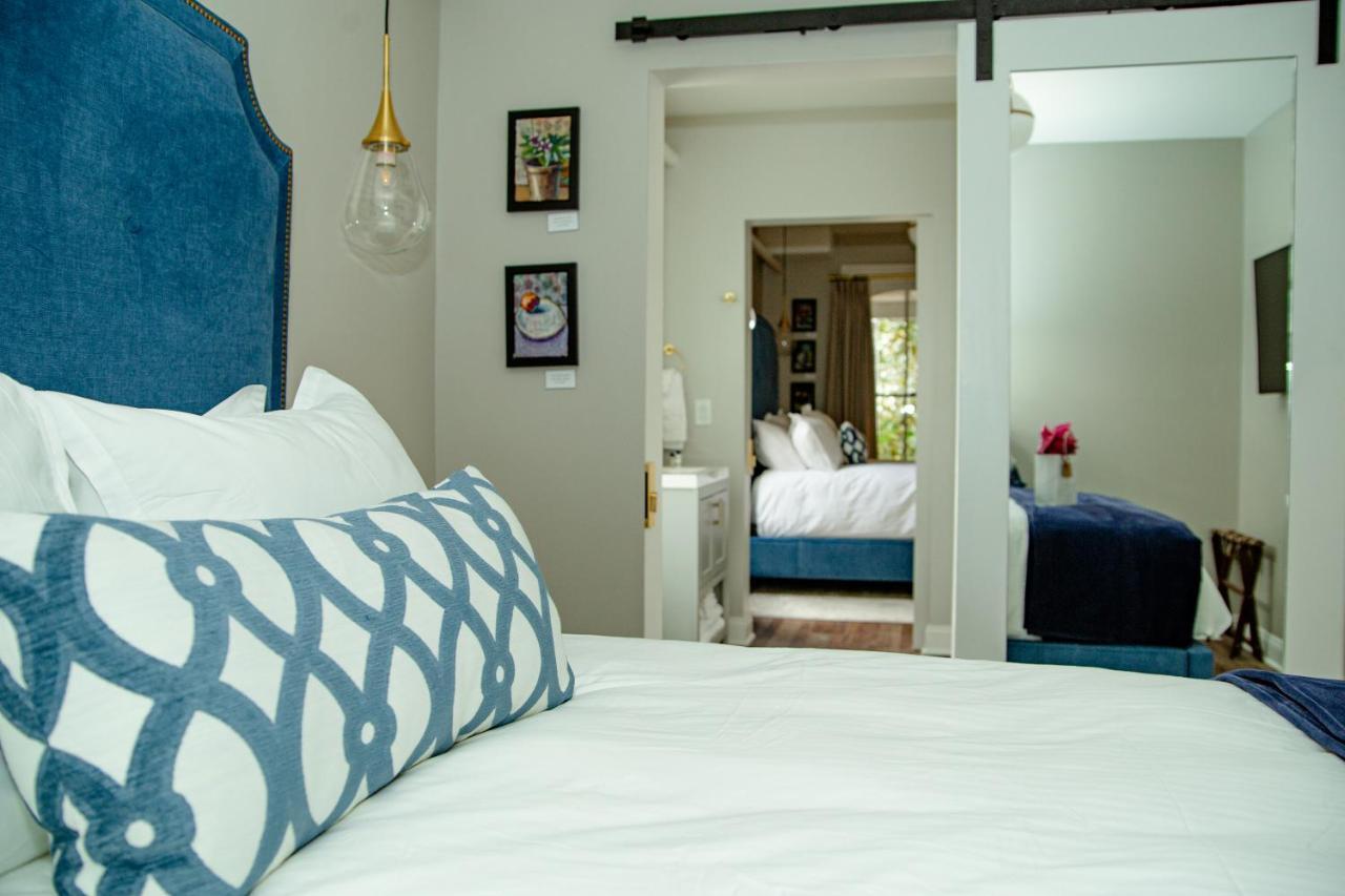 The Colonial Hillsborough